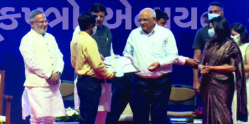 Gujarat CM Patel launches ‘Go Green’ scheme to provide subsidised e-vehicles to workers