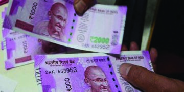 TN CM announces 10 pc Deepavali bonus for 2.9 lakh PSU employees