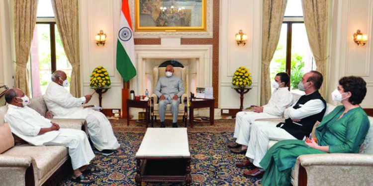 Congress delegation meets President, demands sacking of MoS Ajay Mishra over Lakhimpur violence