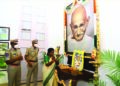Pondy Lt Guv, CM, leaders pay floral tributes to Gandhi
