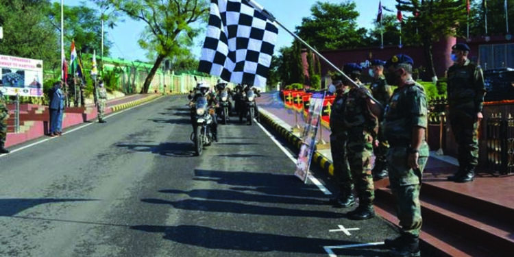 Northern Command CoS flags off Army’s motorcycle expedition ‘Tornadoes’ from Udhampur