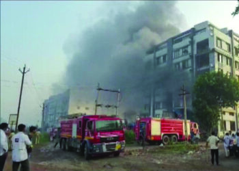 Surat fire mishap claims 2 lives, 125 rescued