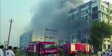Surat fire mishap claims 2 lives, 125 rescued