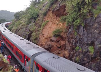 Seven coaches of Bengaluru-bound train derail in TN as boulders fall on running train, no casualty reported