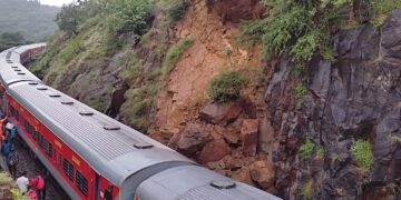 Seven coaches of Bengaluru-bound train derail in TN as boulders fall on running train, no casualty reported