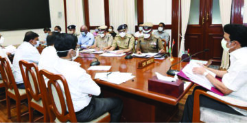 TN govt extends COVID curbs till Dec 15, allows inter-state public transport