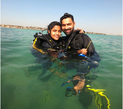 Unfathomable love: Amdavadi bizman dived 20-25-ft underwater and proposed to his fiancé