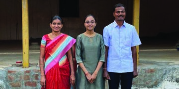 TN farmer’s daughter receives Rs 3 cr scholarship to pursue graduation from University of Chicago