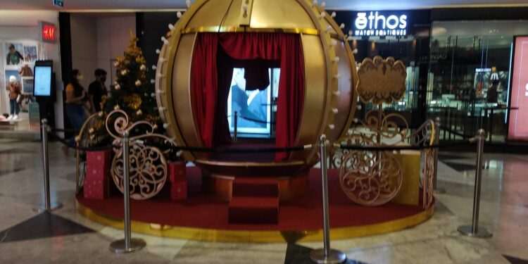 Phoenix MarketCity beckons Singara Chennai citizens to visit Magical Christmas Land