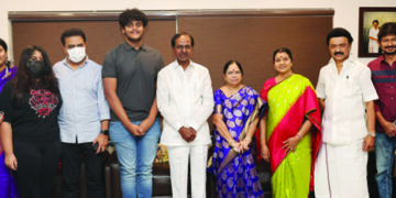 Telangana CM calls on Tamil Nadu counterpart in Chennai
