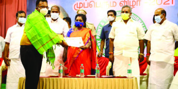 Tamilisai, CM inaugurate Puducherry journalists association, honour senior scribes