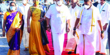 Sri Lanka PM Rajapaksa worships at Lord Venkateswara temple