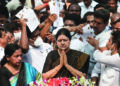 Jaya death anniversary: Loyalists of Chinnamma, AIADMK cadres clash on Marina