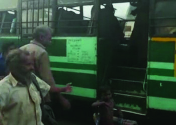 TN govt bus driver, conductor suspended for forcibly deboarding Narikurava family in Nagercoil