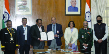 Ministry of Defence signs MoU with IITE, Gandhinagar for training of 800 Sainik School teachers