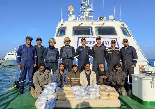 ICG & Gujarat ATS apprehend Pakistani boat with 6 crew, 77 kg heroin worth Rs 400 crore