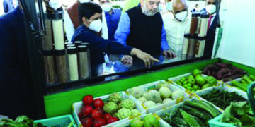 Union Home Minister Amit Shah urges farmers to turn to natural farming as overuse of chemical fertilisers causing ill-effects
