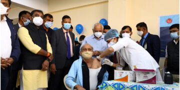 Gujarat reports 6,097 COVID-19 cases; 1.5 lakh get precaution dose on Day 1
