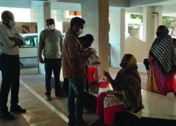 COVID-19: Gujarat logs highest one-day surge of 17,119 cases; 10 die, active tally at 79,600