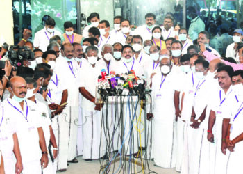 After boycotting Guv’s speech, EPS targets DMK for deterioration of law & order in Tamil Nadu
