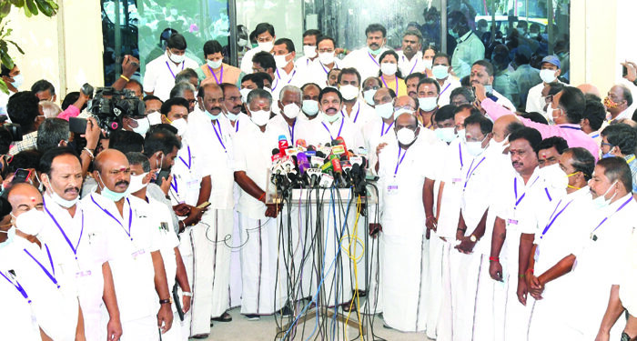 After boycotting Guv’s speech, EPS targets DMK for deterioration of law & order in Tamil Nadu