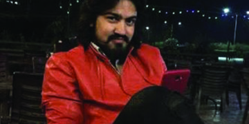 Ghar-wapsi: Folk singer and businessman quit Gujarat AAP, one of them joins BJP