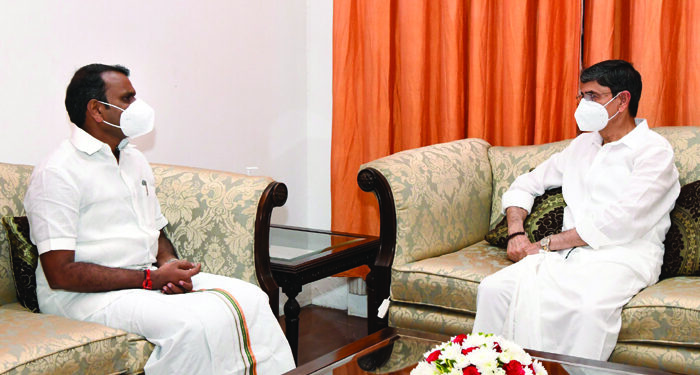 Union Minister Dr L Murugan pays courtesy call on Tamil Nadu Governor RN Ravi