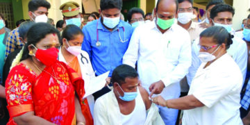 TN logs 17,934 fresh Covid-19 infections, 19 deaths; Puducherry confirms 893 more Coronavirus infections, 1 fatality