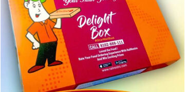 RailRestro delivers fresh, hygienic, lip-smacking, piping hot food in running trains for foodies
