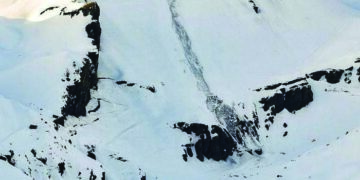 Seven soldiers trapped in Arunanchal avalanche found dead: Indian Army