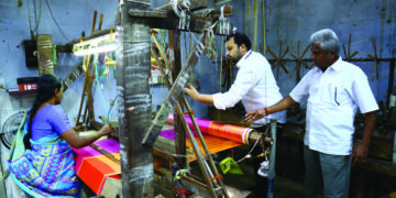 Union MSME Ministry top official holds ‘Khadi Panchayat’ at Vadavalli in Kovai