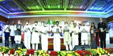 Rahul Gandhi releases TN CM Stalin’s autobiography, Duraimurugan receives 1st copy