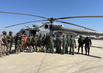 BSF seizes 7 abandoned Pak fishing boats from creek area near Kutch