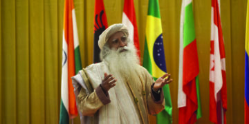India 75 Amrit Mahotsav: Kodi Kaatha Kumaran is close to our hearts, says Sadhguru