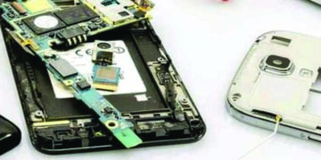 Mobile phone users can approach consumer forum for deficiency in service: Supreme Court