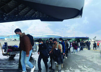 IAF, Indian carriers to bring back 3,726 stranded Indians in Ukraine in 19 flights today, says Scindia