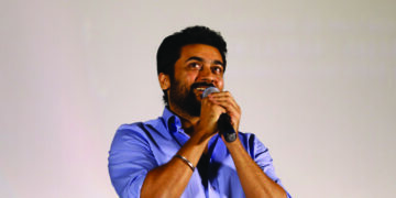 Sathyaraj honours ‘Singham Suriya’ with ‘Puratchi Naayagan’ title