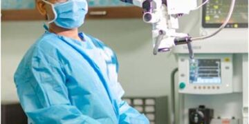 Indospine Hospital performs first-ever live spinal surgery deploying Gujarat’s 1st  O-ARM O2