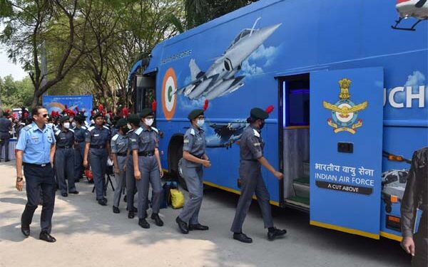 Indian Air Force reaches out to students through Induction Publicity Exhibition Vehicle in Vadodara