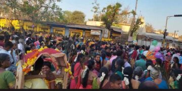 Gujarat Tamils celebrate Panguni Uthiram, take out ‘Kavadi Yatra’ in Ahmedabad, Vadodara, Surat