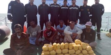 Gujarat ATS, Coast Guard apprehend Pak boat with Rs 280 cr worth heroin