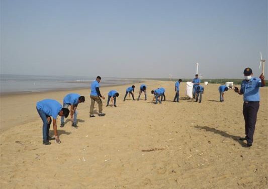 NCC Cadets of Gujarat clean Madhavpur Beach after conclusion of cultural fair under Puneet Sagar Abhiyan