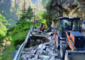 Over 10,000 stranded, traffic stopped after portion of road collapses Rishikesh-Yamunotri Highway in Uttarakhand