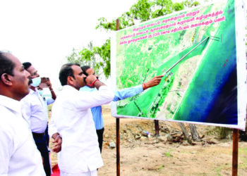 Union MoS Dr L Murugan visits fishing harbours under construction in Villupuram and Chengalpattu dists