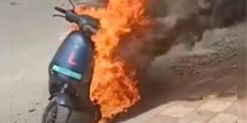 Safety audit: Govt panel finds defect in battery cells in almost all EV fires