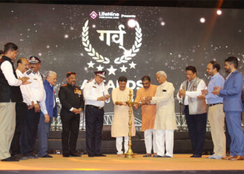 Brave officers of Gujarat Fire and Safety Dept honored with ‘Garv’ Awards for Herculean efforts