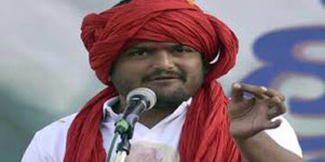 Patidar stir: Sessions court allows withdrawal of rioting-trespass case against Hardik Patel, 20 others