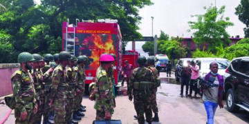 Massive fire at a storage facility: 16 dead, 450 injured in Bangladesh