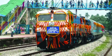 India & Bangladesh Rail Ministers flag off Mitali Express to reinstate friendship bond