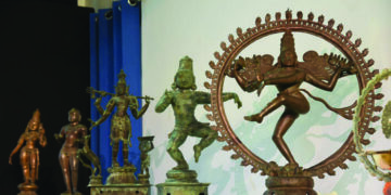 Centre hands over 10 antiquities retrieved from Australia, USA to TN Govt reps in Delhi